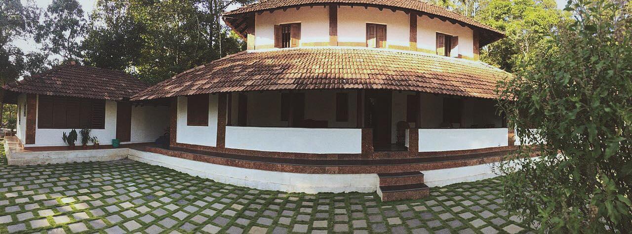 Palkadavu Warium Villa Манантавади Экстерьер фото